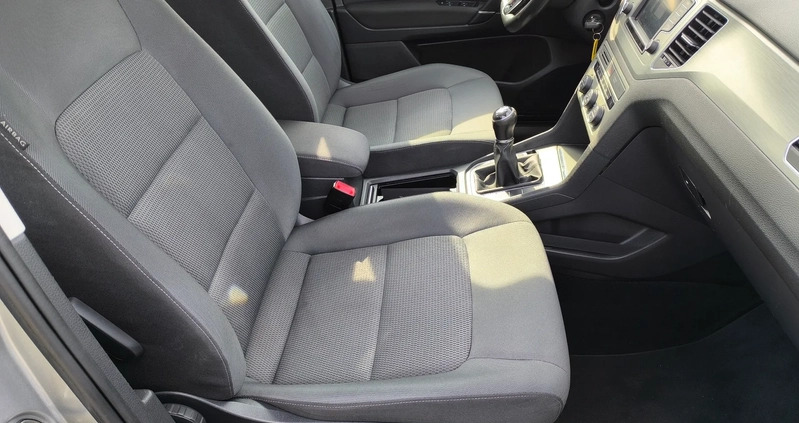 Volkswagen Golf Sportsvan cena 44900 przebieg: 156000, rok produkcji 2015 z Dziwnów małe 254